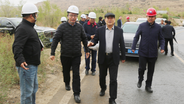 集团要闻丨石培文赴石佛沟生态旅游示范区调研督导项目建设及景区运营安全生产工作